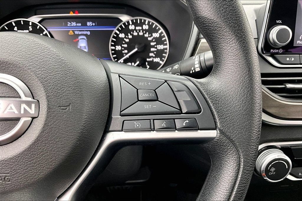 Used 2023 Nissan Altima 2.5 SV FWD image 19