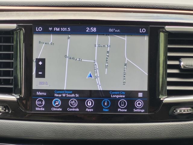 Used 2019 Chrysler Pacifica Touring-L Plus w/ Tire & Wheel Group image 28