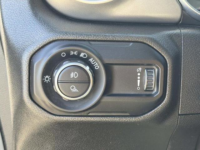 Used 2023 Jeep Gladiator Willys image 19