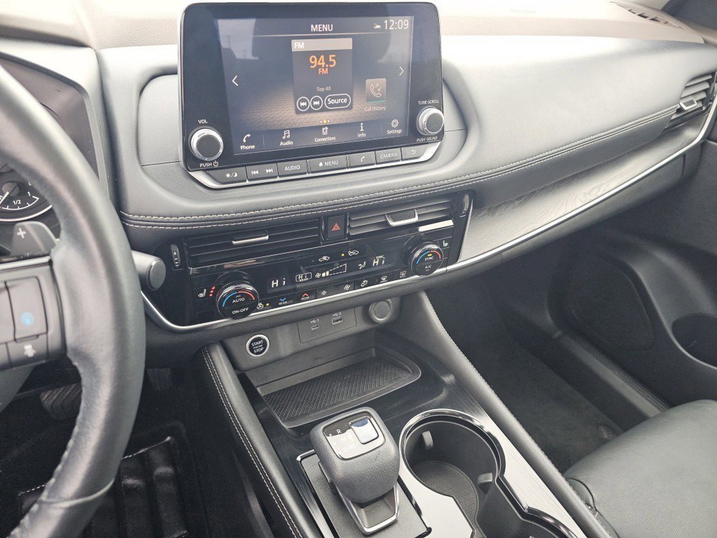 Used 2021 Nissan Rogue SL AWD/4WD image 31