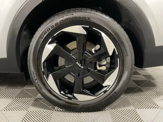 Used 2025 Kia Sorento EX image 10