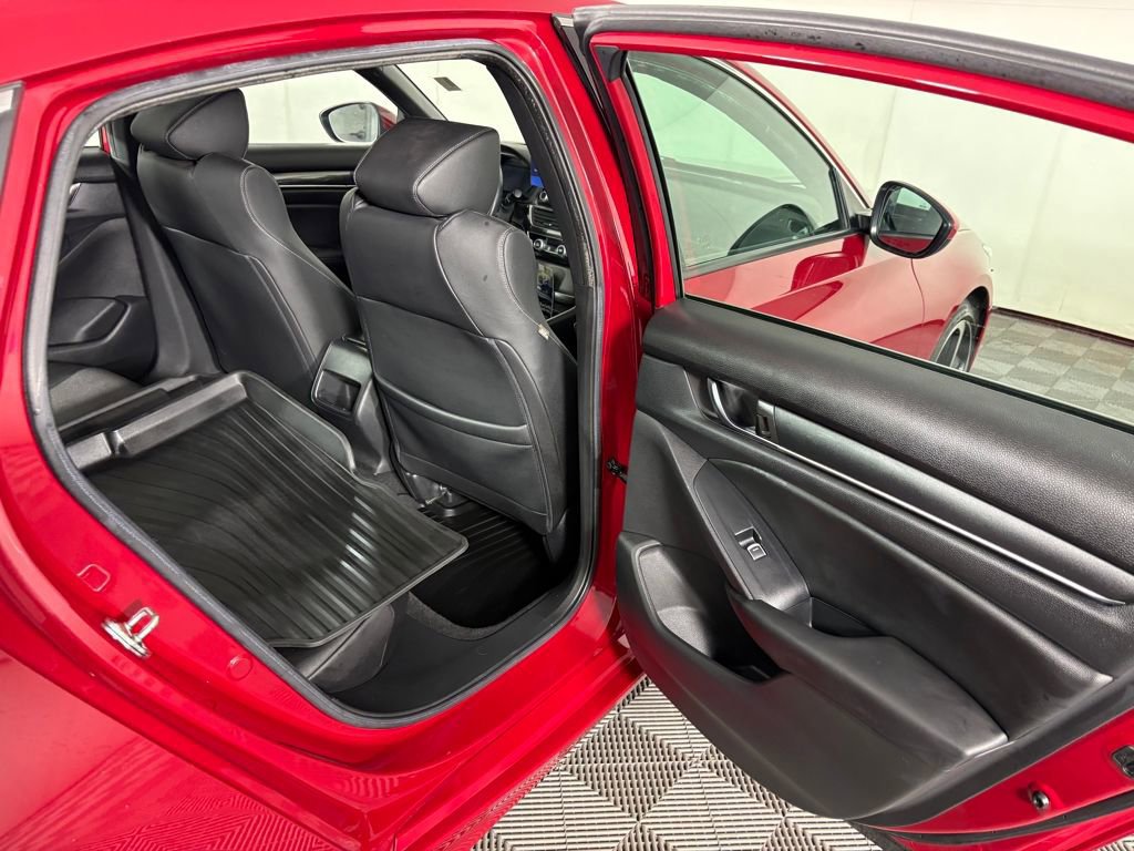 Used 2019 Honda Accord Sport image 32