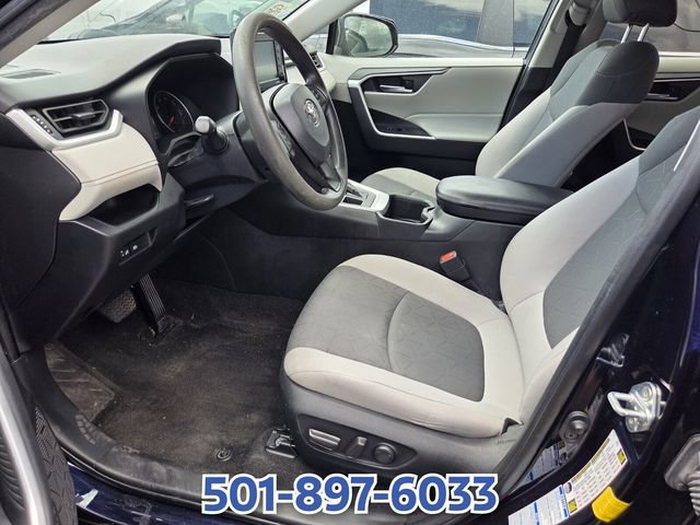 Used 2022 Toyota RAV4 XLE AWD/4WD image 6