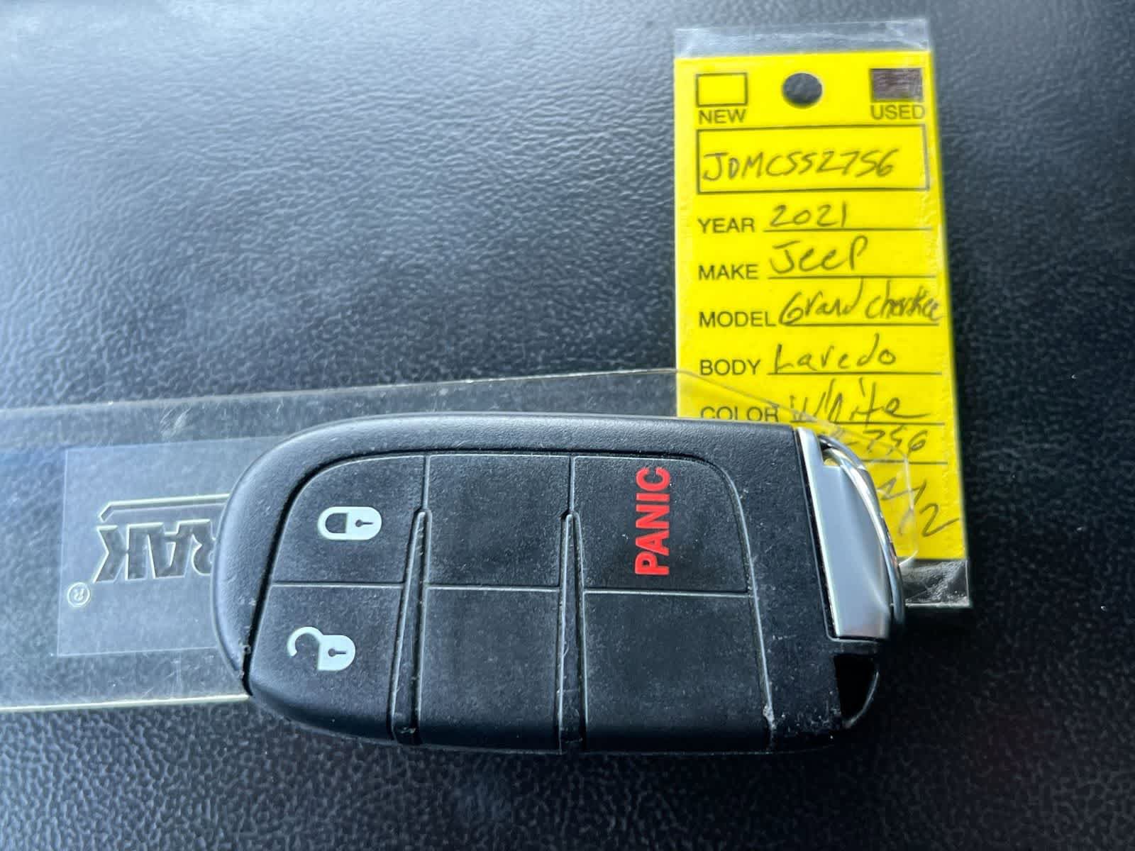 Used 2021 Jeep Grand Cherokee Laredo AWD/4WD image 33