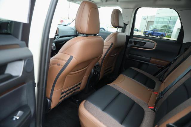 Certified 2025 Ford Bronco Sport Outer Banks w/ Outer Banks Tech Package+ AWD/4WD image 24