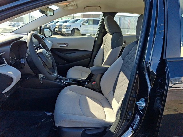 Used 2020 Toyota Corolla LE image 12