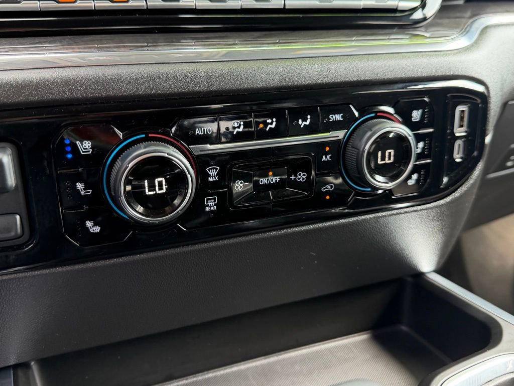 Used 2024 Chevrolet Silverado 1500 LTZ image 24