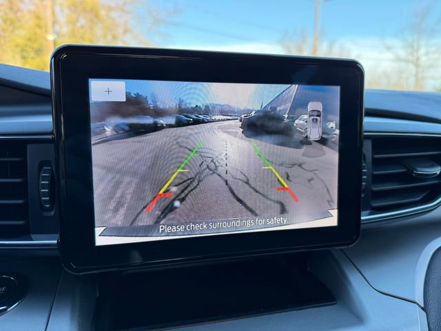 Certified 2022 Ford Explorer XLT w/ Equipment Group 202A image 19