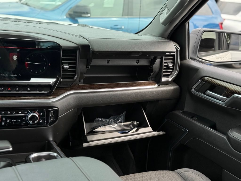 Used 2023 GMC Sierra 1500 Elevation w/ LPO, Elevation Black Package AWD/4WD image 25