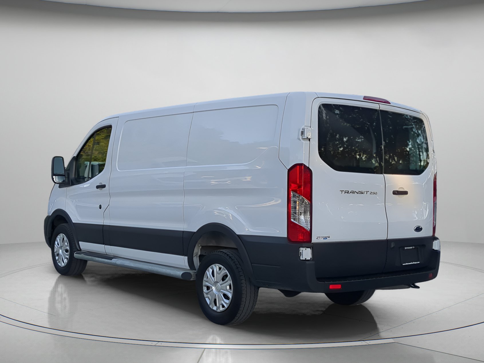 Certified 2025 Ford Transit 250 Low Roof w/ Exterior Upgrade Package RWD image 42