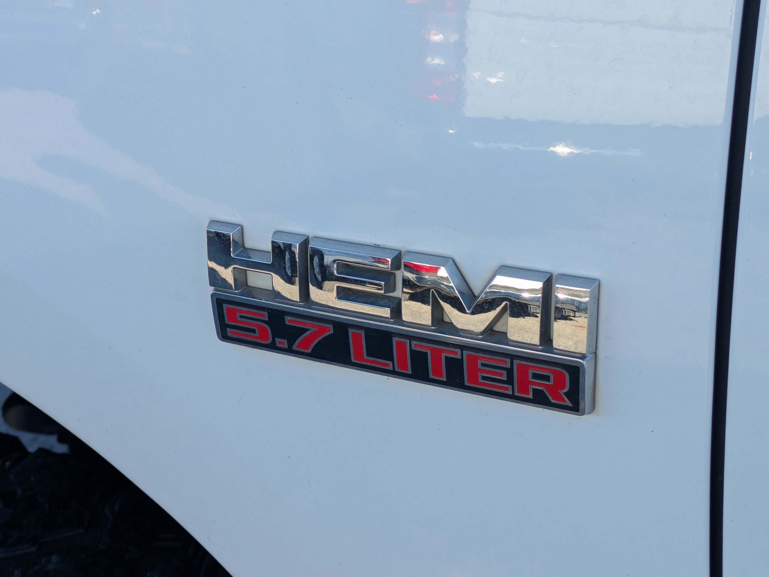 Used 2018 RAM 1500 Express image 10