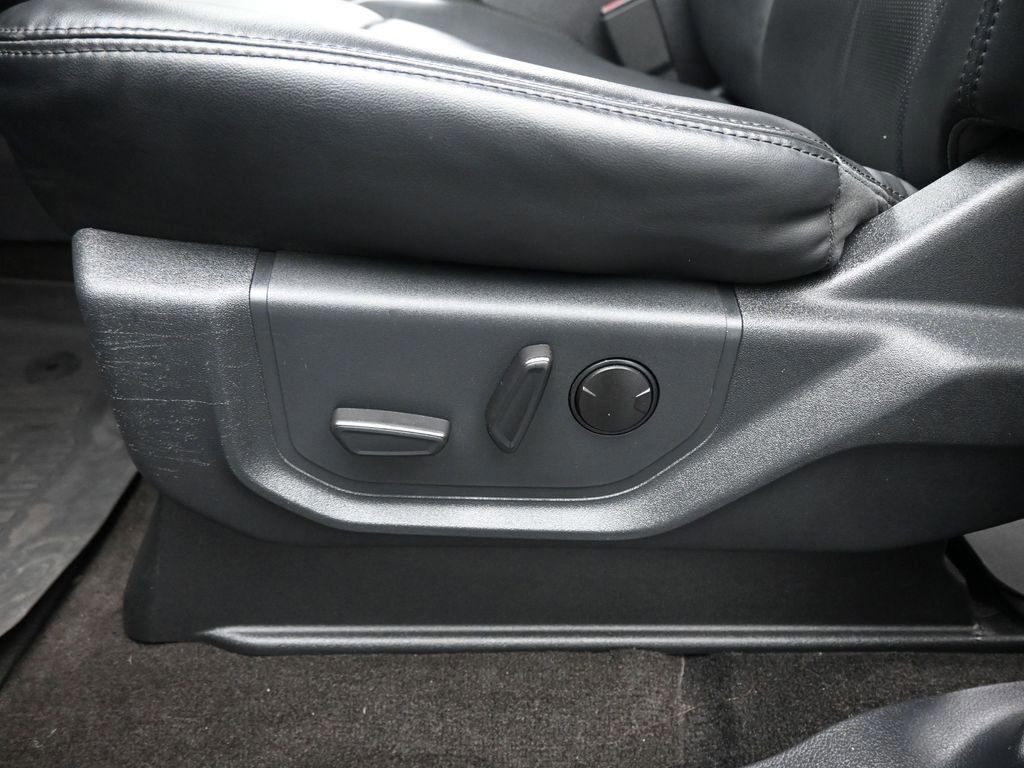 Certified 2022 Ford Expedition Max XLT image 36