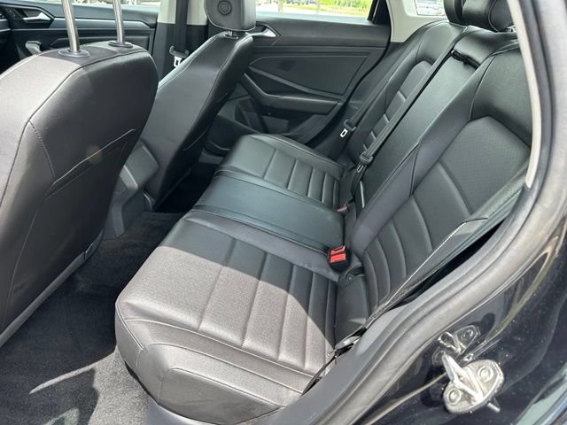 Used 2024 Volkswagen Jetta SE FWD image 12