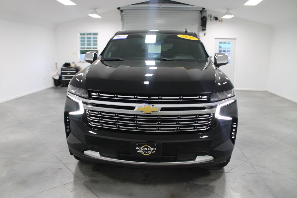 Used 2022 Chevrolet Suburban Premier RWD image 4
