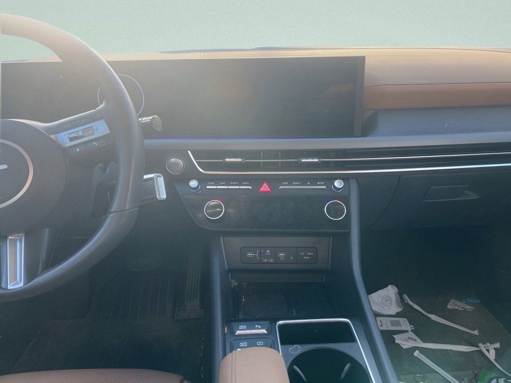 Used 2024 Hyundai Sonata Limited image 18