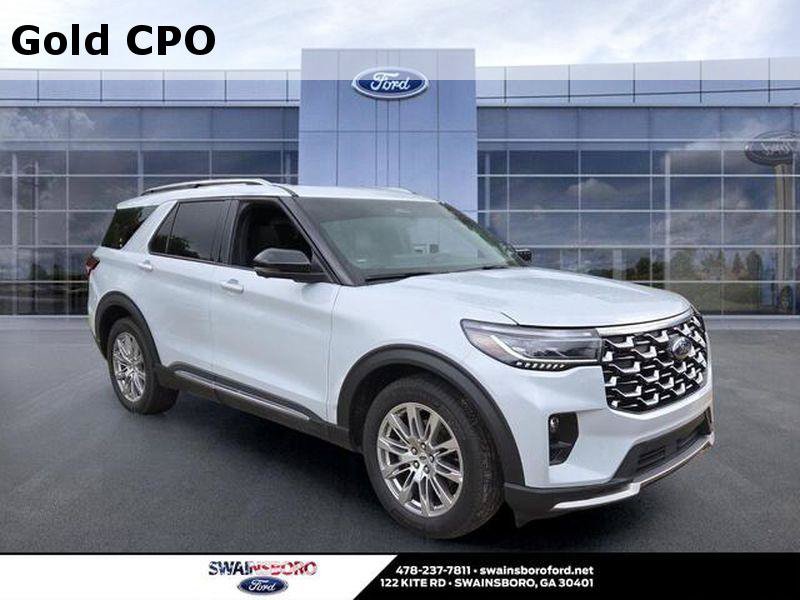 Certified 2025 Ford Explorer Platinum RWD image 1