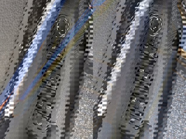 Used 2023 Kia Seltos EX image 16