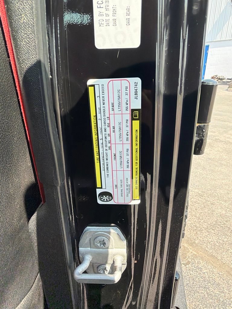 Used 2018 Jeep Wrangler Unlimited Rubicon AWD/4WD image 51