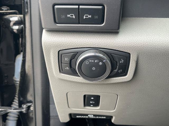 Certified 2022 Ford F250 XLT w/ XLT Premium Package AWD/4WD image 17