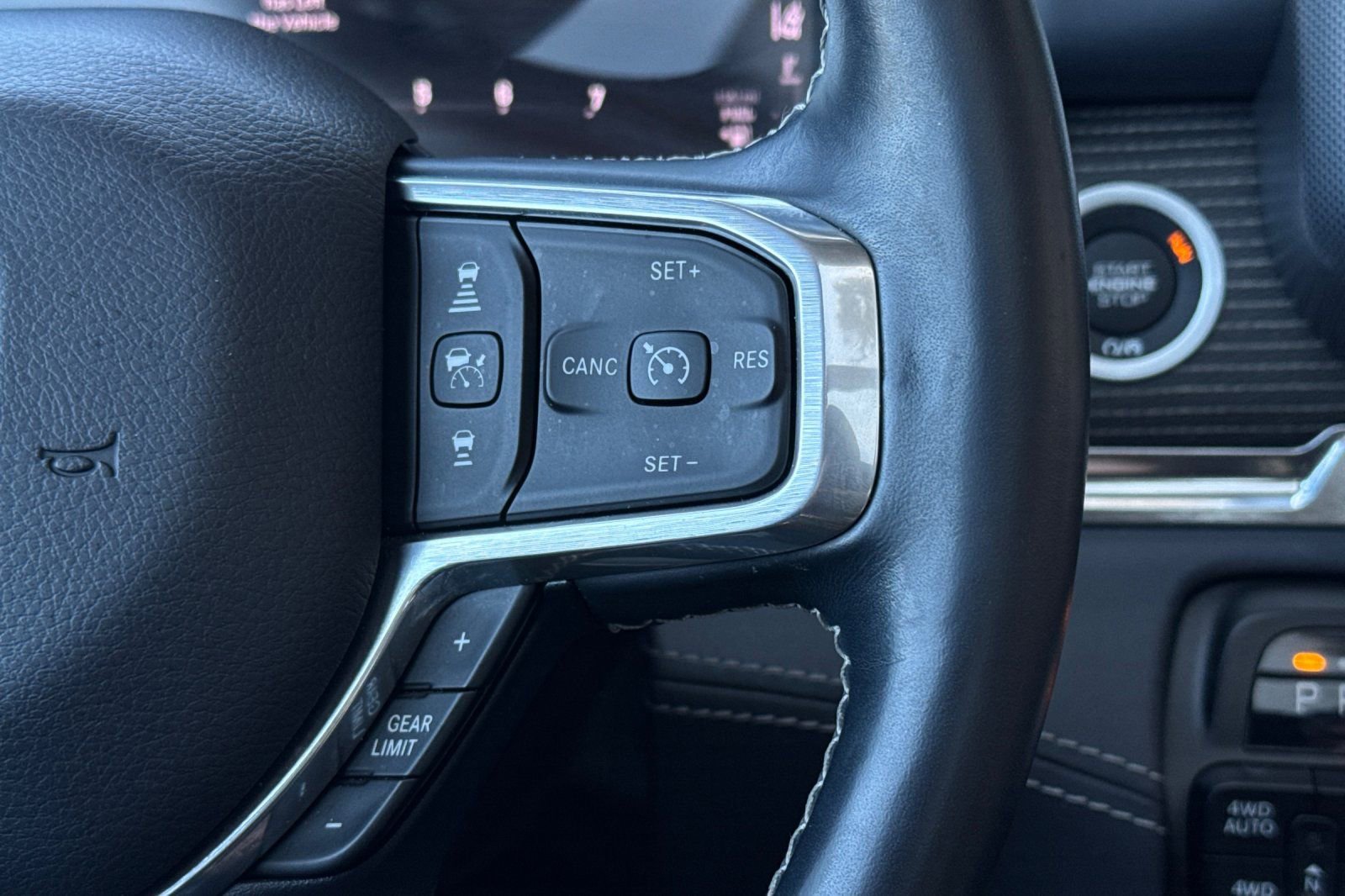 Used 2023 RAM 1500 Limited AWD/4WD image 22
