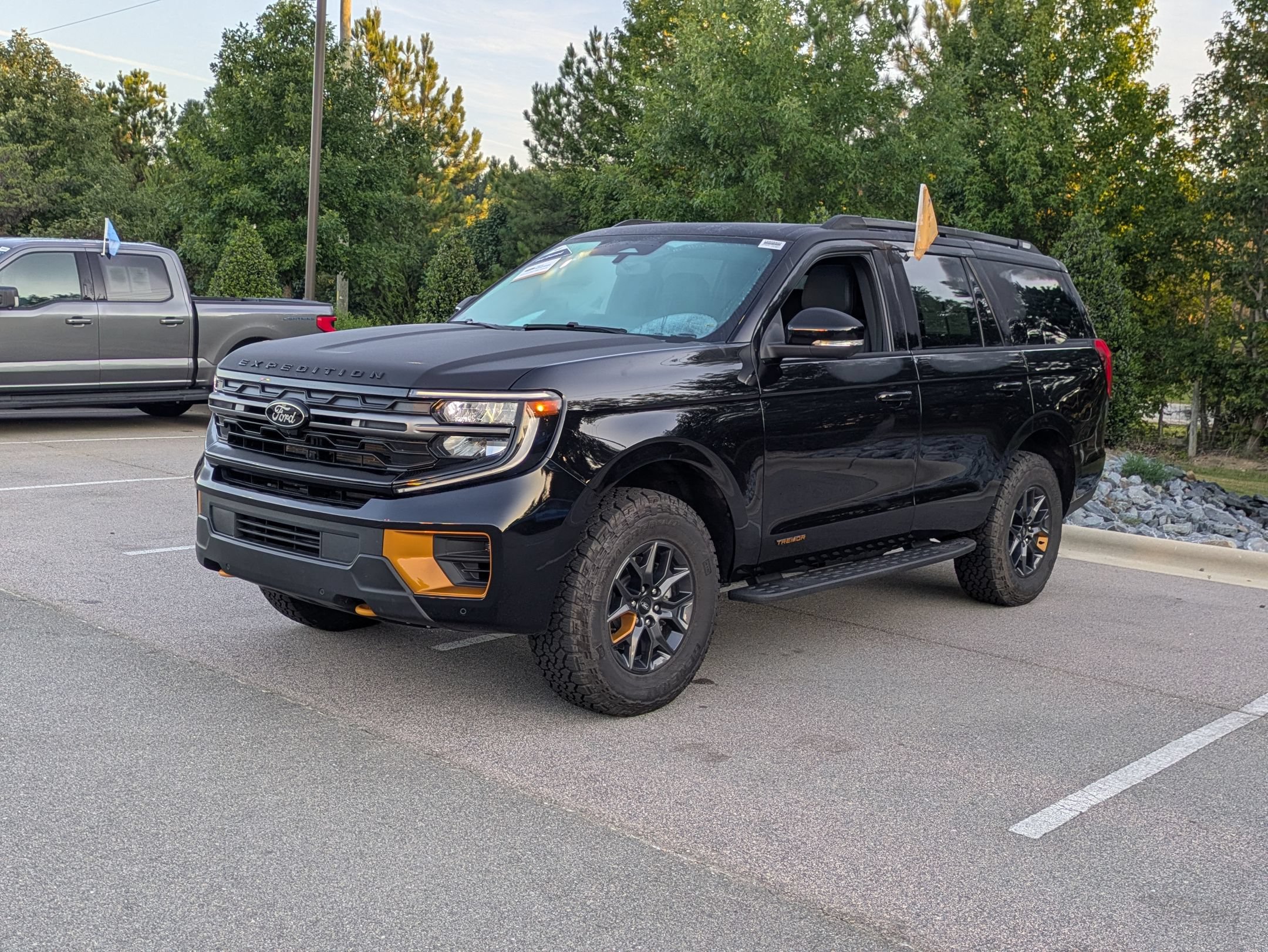 Certified 2026 Ford Expedition Tremor AWD/4WD image 8