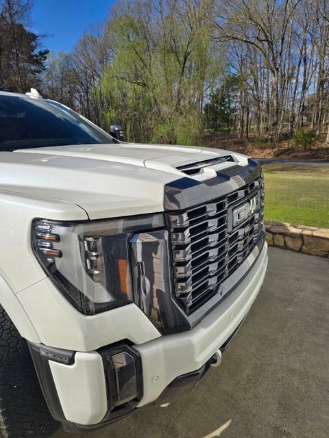 Used 2024 GMC Sierra 3500 Denali Ultimate image 3
