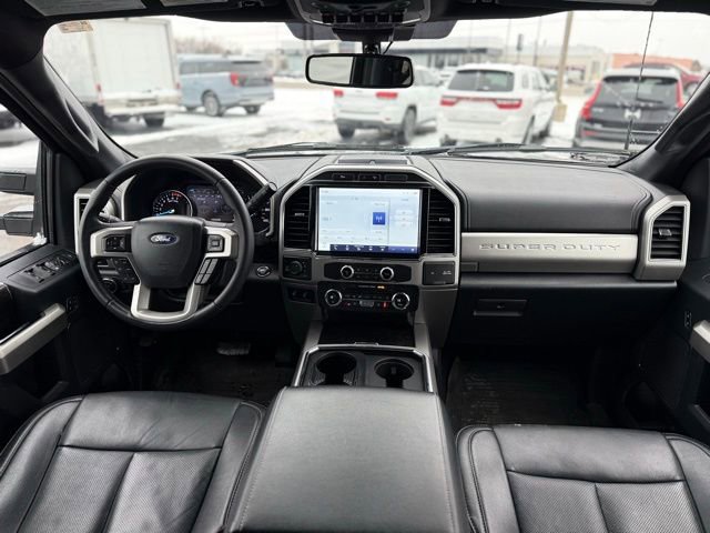 Certified 2022 Ford F350 Lariat w/ Black Appearance Package video 2