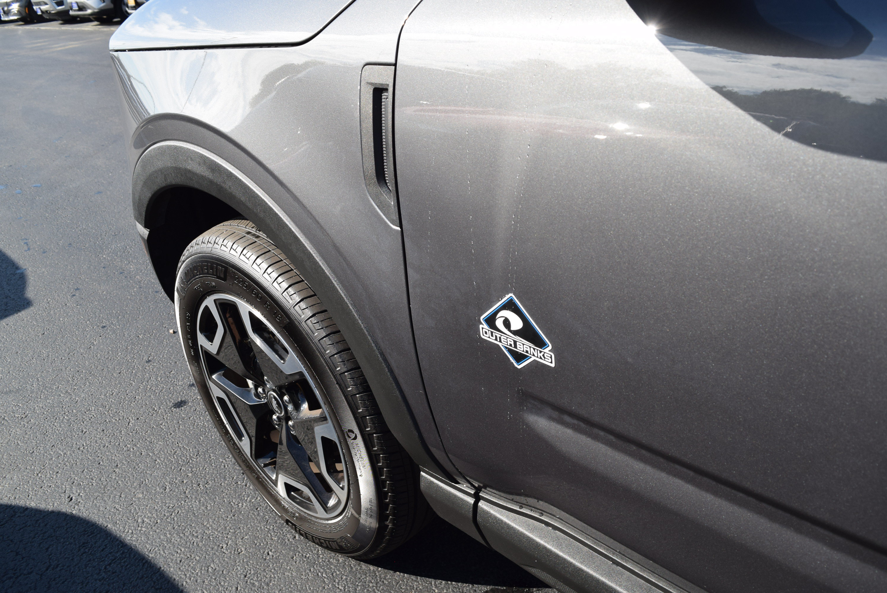 Certified 2023 Ford Bronco Sport Outer Banks AWD/4WD image 8