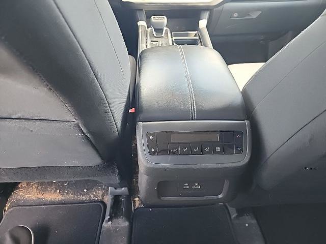 Used 2022 Nissan Pathfinder S AWD/4WD image 14