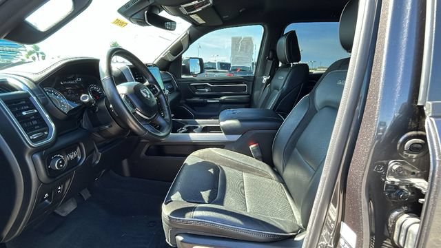 Used 2021 RAM 1500 Laramie w/ Sport Appearance Package AWD/4WD image 17