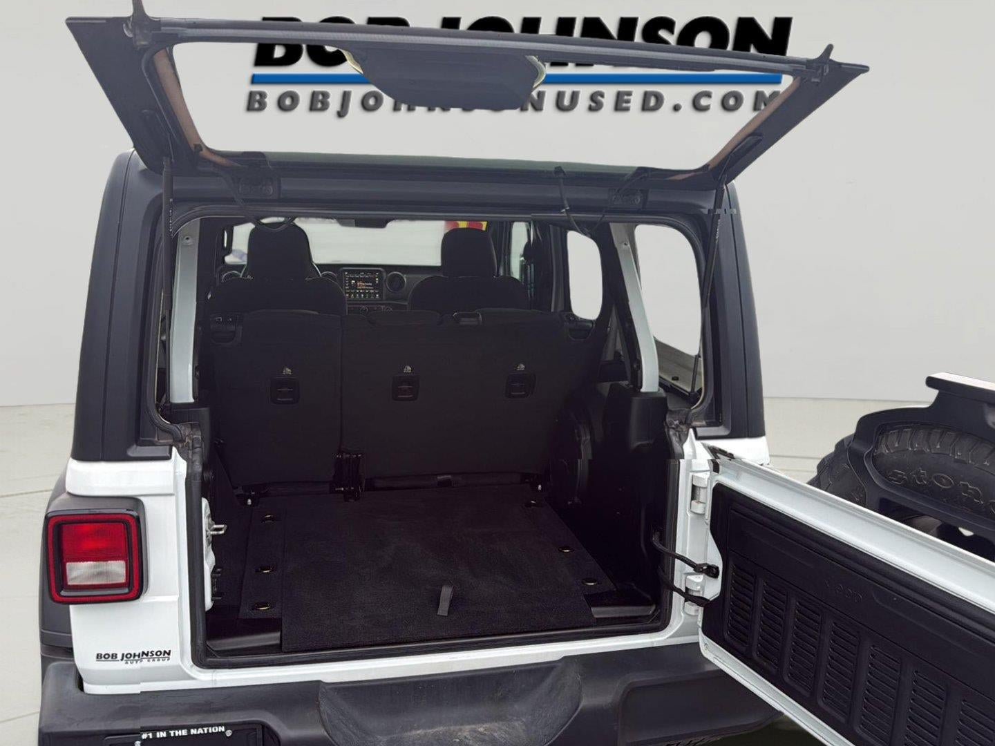 Used 2022 Jeep Wrangler Unlimited Sport AWD/4WD image 11
