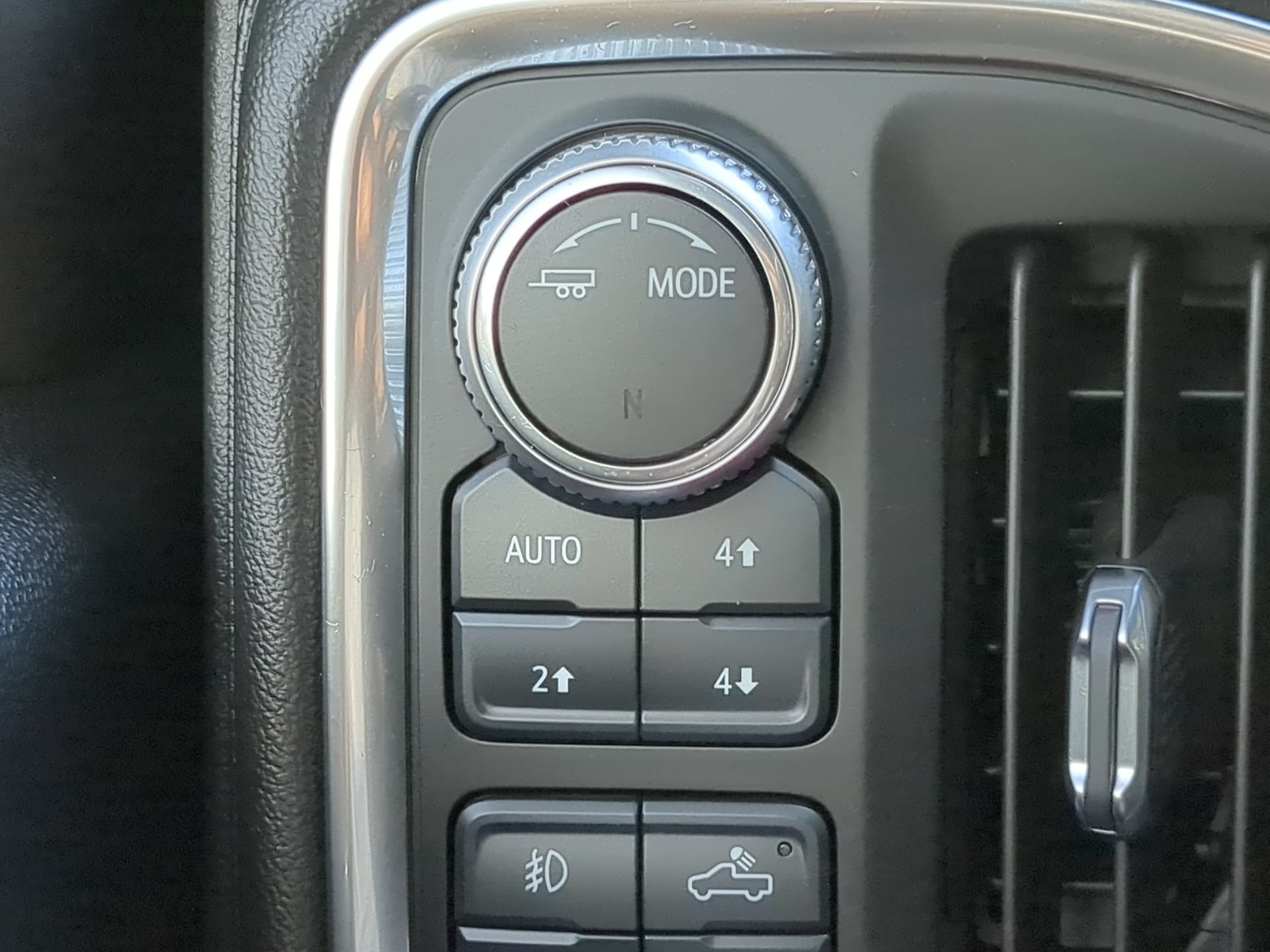 Used 2020 GMC Sierra 1500 SLT w/ SLT Premium Plus Package AWD/4WD image 64
