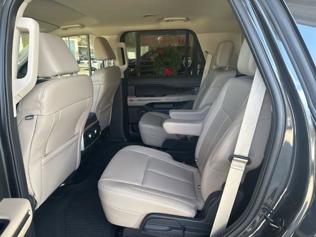 Certified 2023 Ford Expedition XLT RWD image 12