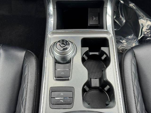 Certified 2024 Ford Edge Titanium AWD/4WD image 16