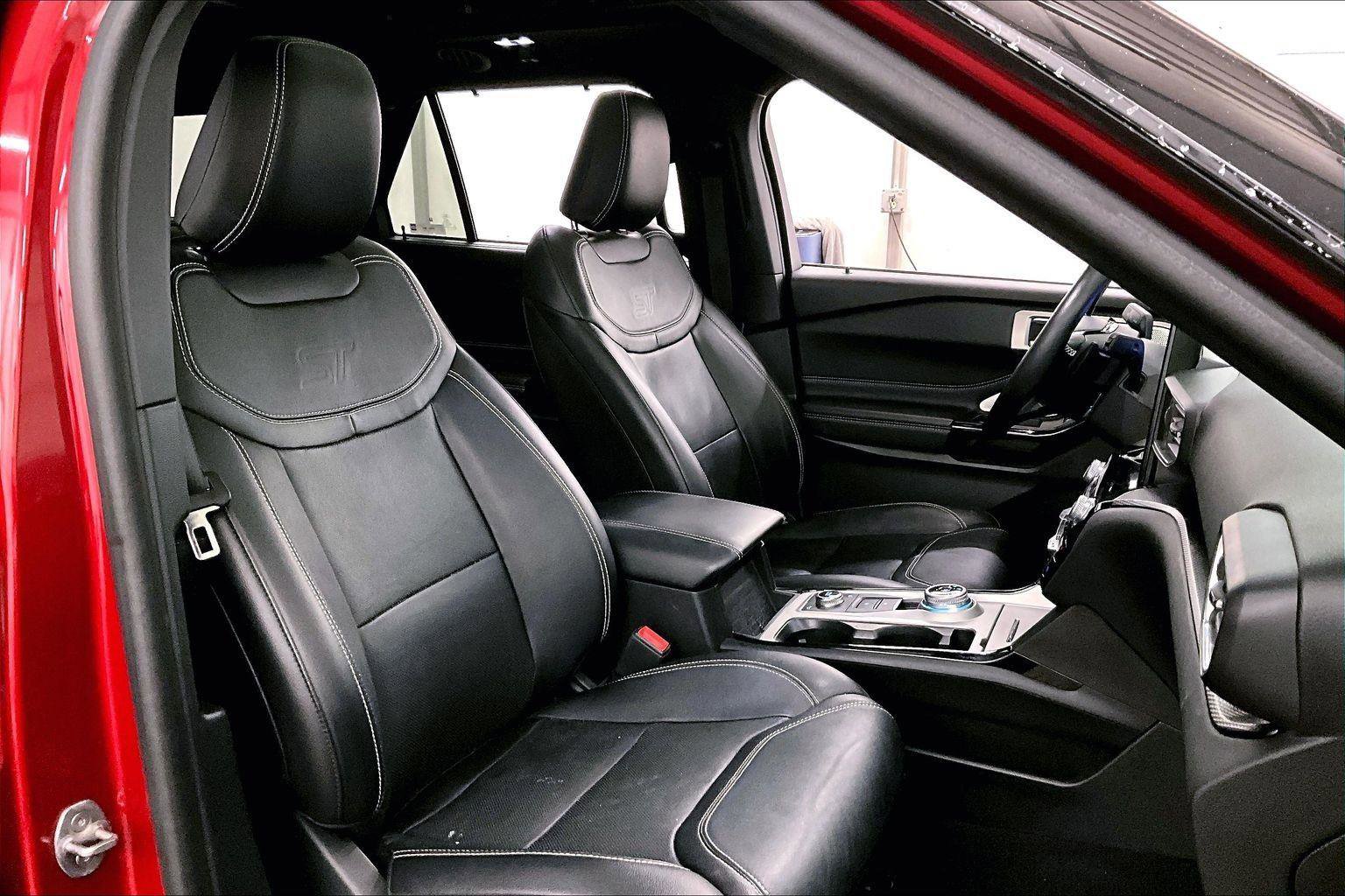 Certified 2023 Ford Explorer ST w/ Equipment Group 401A image 7