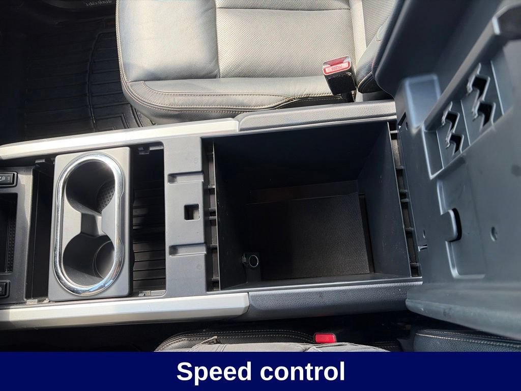 Used 2018 Nissan Titan SL w/ Texas Titan Edition AWD/4WD image 22