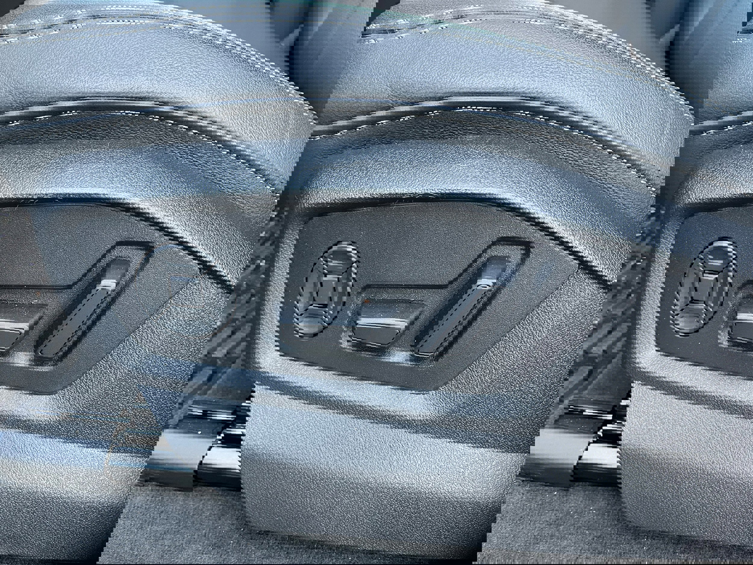 Used 2025 Audi Q7 3.0T Premium Plus image 10