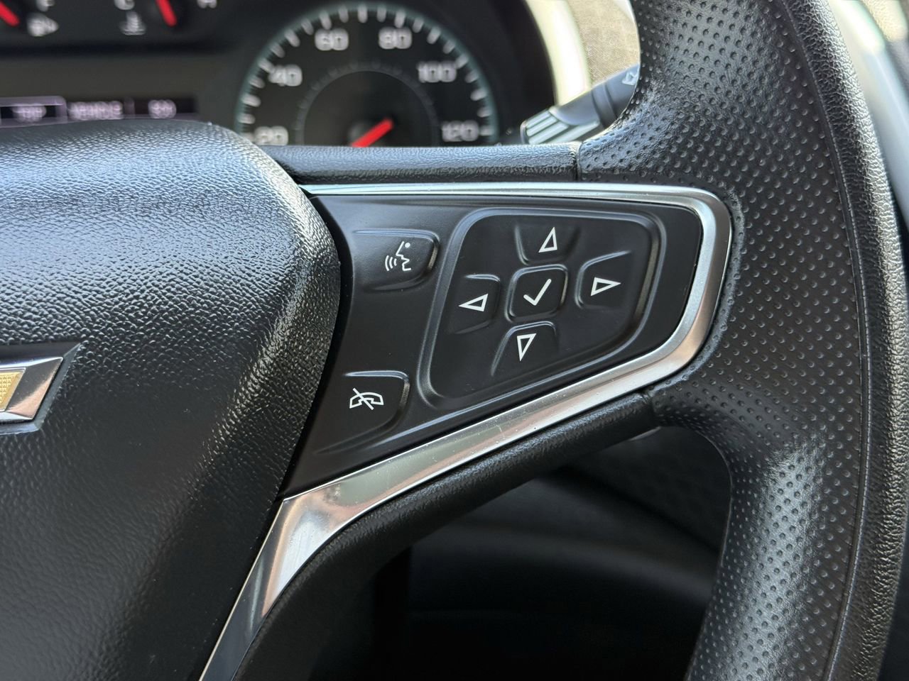 Used 2024 Chevrolet Malibu LT image 13