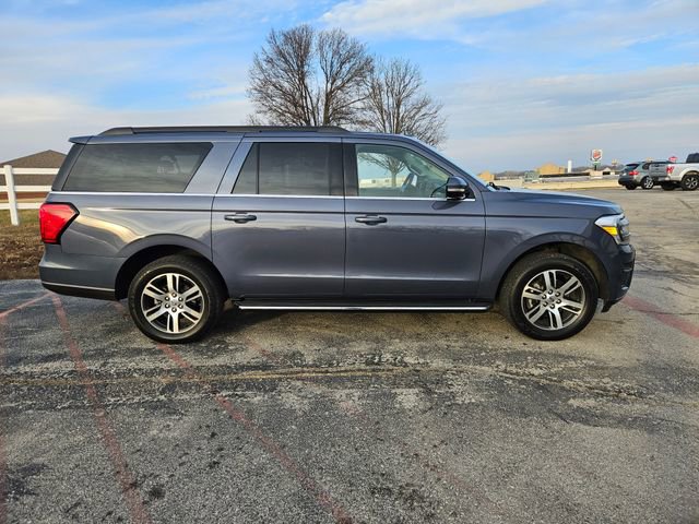 Certified 2023 Ford Expedition Max XLT image 4