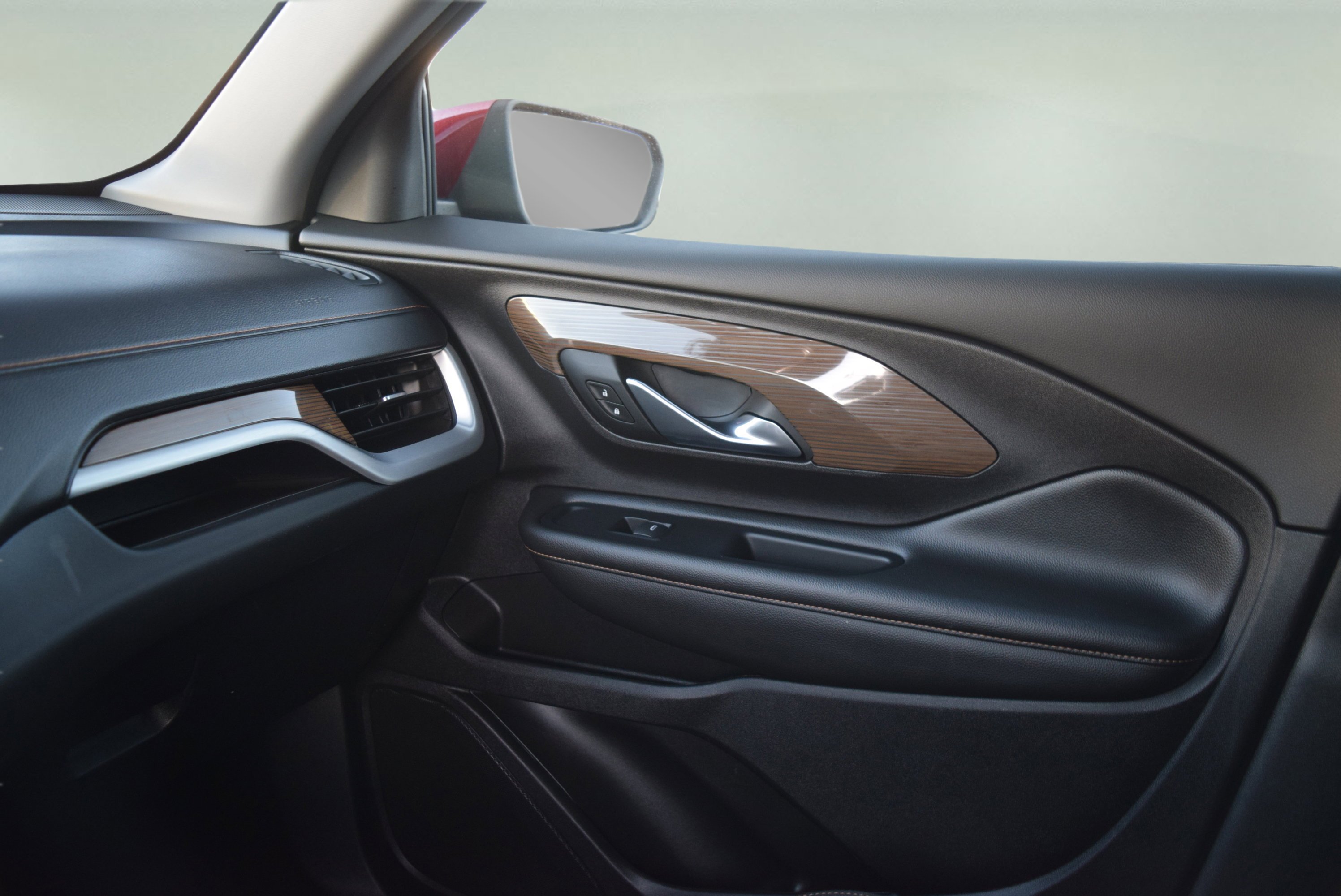 Used 2018 GMC Terrain SLE w/ Driver Convenience Package image 13