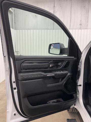 Used 2022 RAM 1500 Limited w/ Night Edition image 6