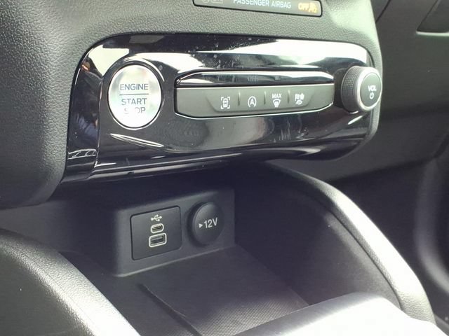 Certified 2025 Ford Escape ST-Line w/ Tech Pack #1 AWD/4WD image 29