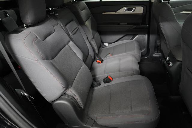 Certified 2025 Ford Explorer Active RWD image 23