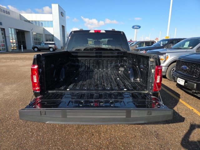 Certified 2022 Ford F150 XLT w/ Equipment Group 302A High image 11