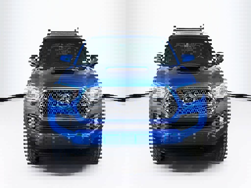 Used 2017 Toyota Tacoma 4x4 Double Cab image 8