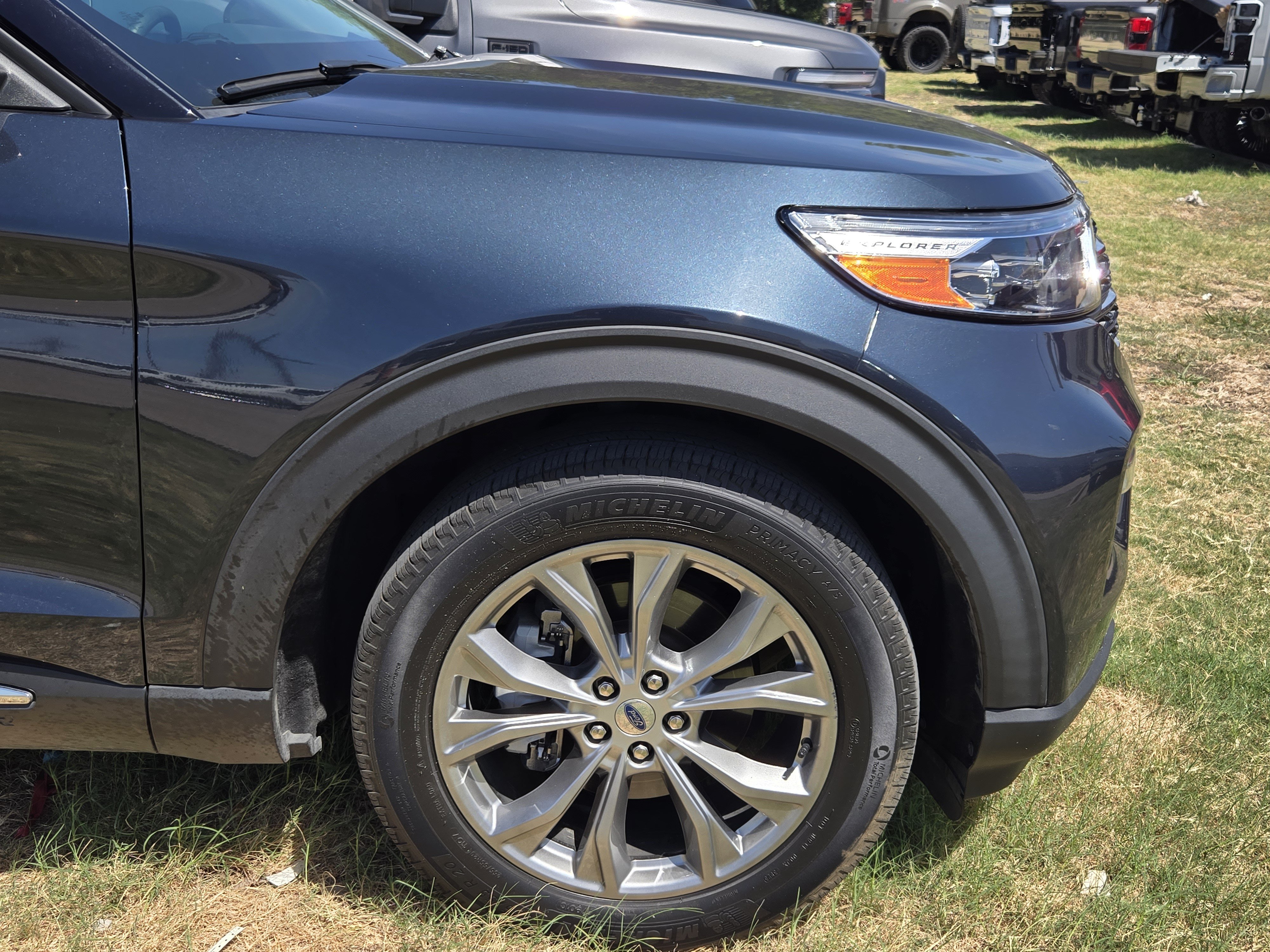 Certified 2023 Ford Explorer XLT w/ Equipment Group 202A RWD image 8