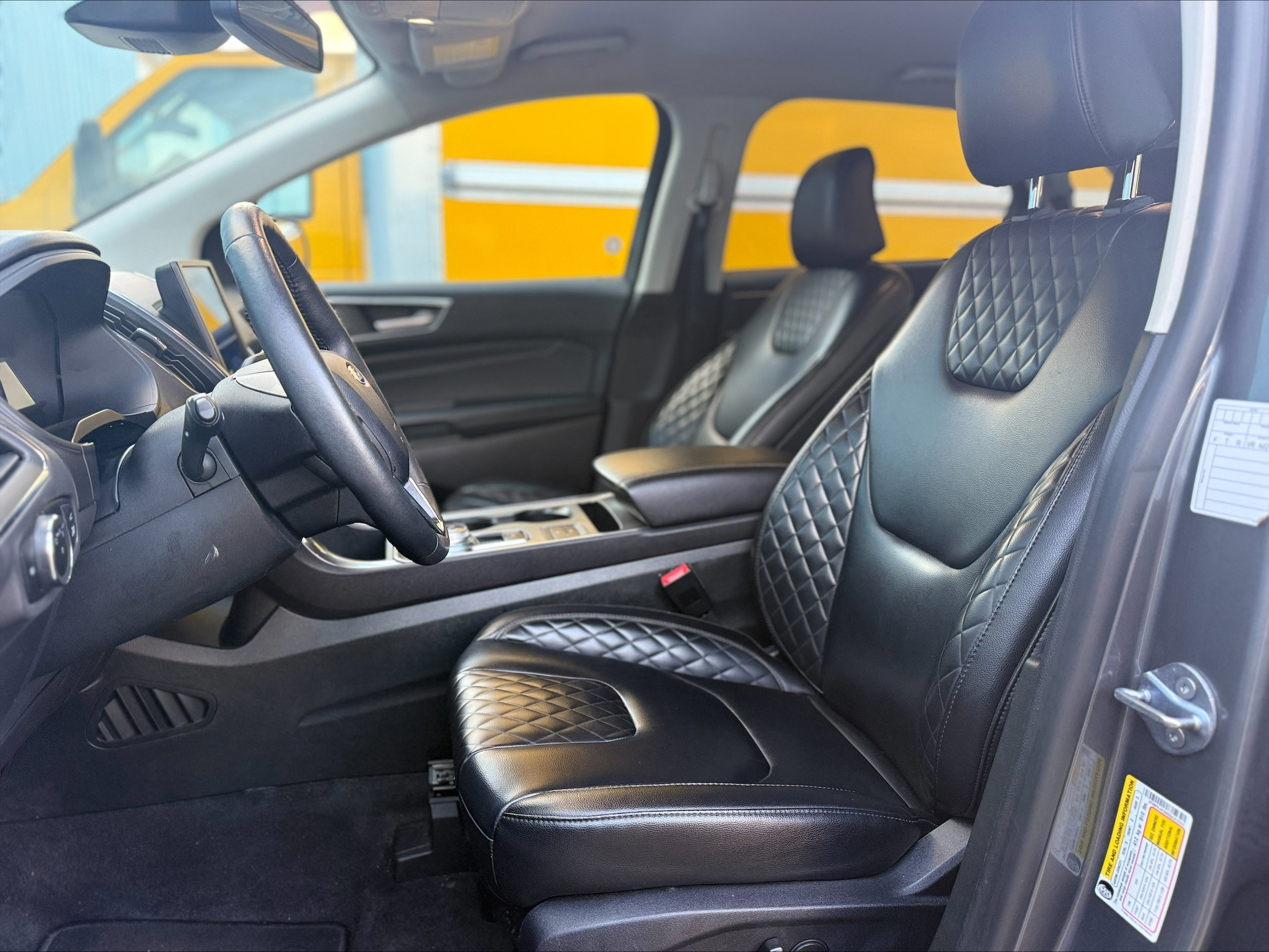 Certified 2024 Ford Edge Titanium image 7