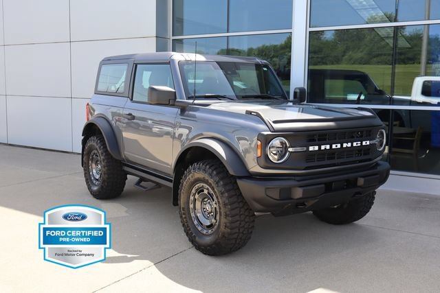 Certified 2025 Ford Bronco 2-Door w/ Sasquatch Package AWD/4WD image 2