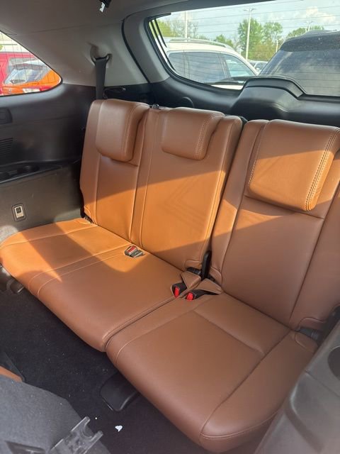 Used 2018 Toyota Highlander Limited AWD/4WD image 18