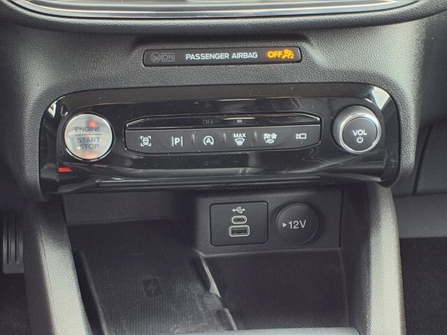 Certified 2024 Ford Escape Platinum AWD/4WD image 12